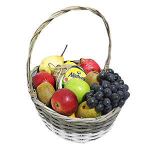 Корзина с фруктами 3 кг и сыром Natura сливочный 400 гр  во Фряново