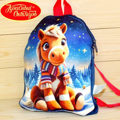 Сладкий новогодний подарок в виде рюкзачка от фабрики Красный Октябрь во Фряново