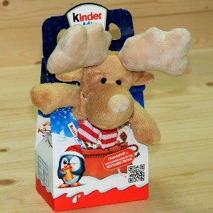 Киндер-подарок с игрушкой Лось весом 137,5 грамм во Фряново